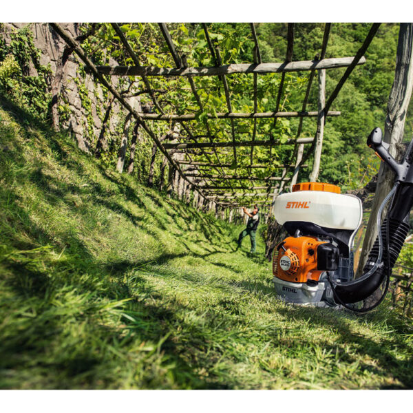 stihl-sr200d-benzinska-prskalica
